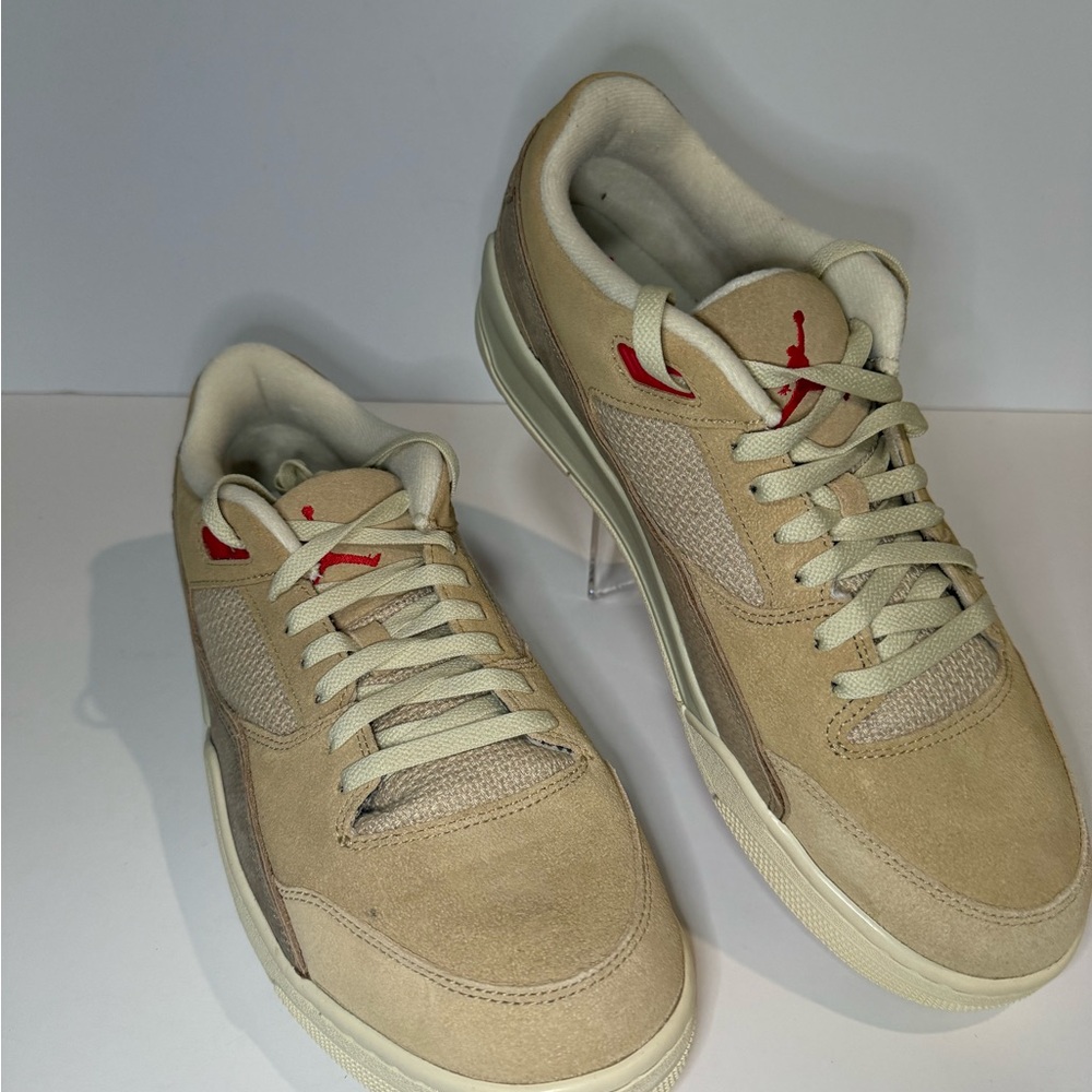 Jordan Men's Beige and Red Sneakers